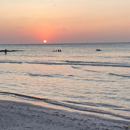 Casa Victor Avila Isla Holbox Екстериор снимка
