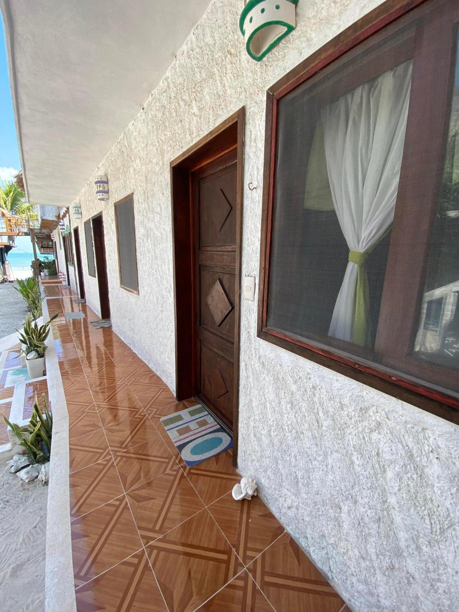 Casa Victor Avila Isla Holbox Екстериор снимка