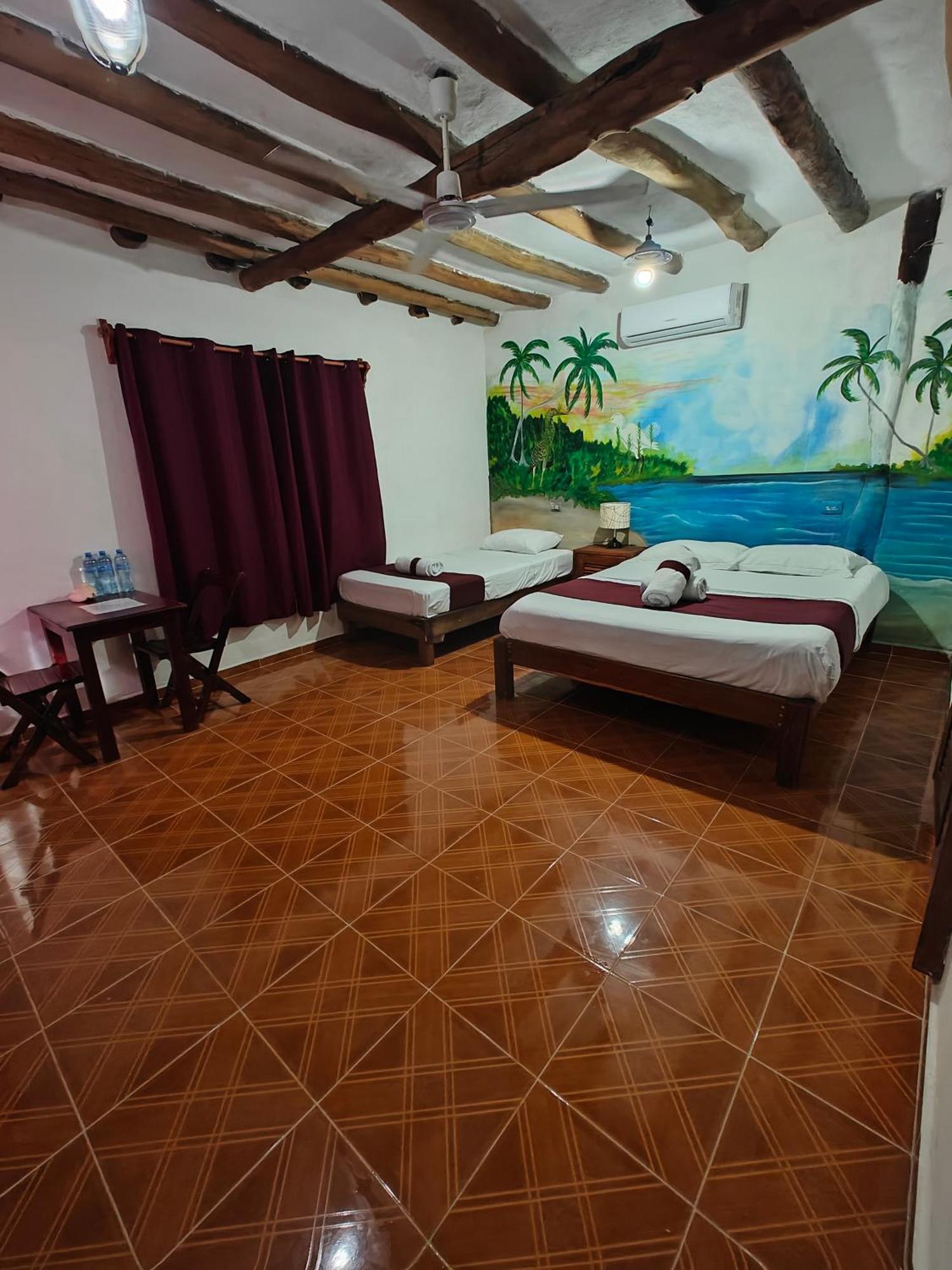 Casa Victor Avila Isla Holbox Екстериор снимка