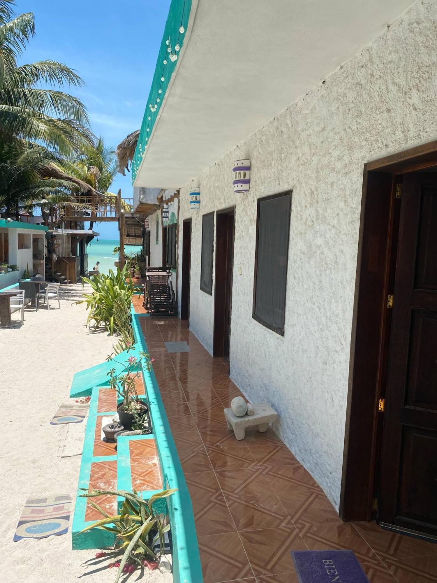 Casa Victor Avila Isla Holbox Екстериор снимка